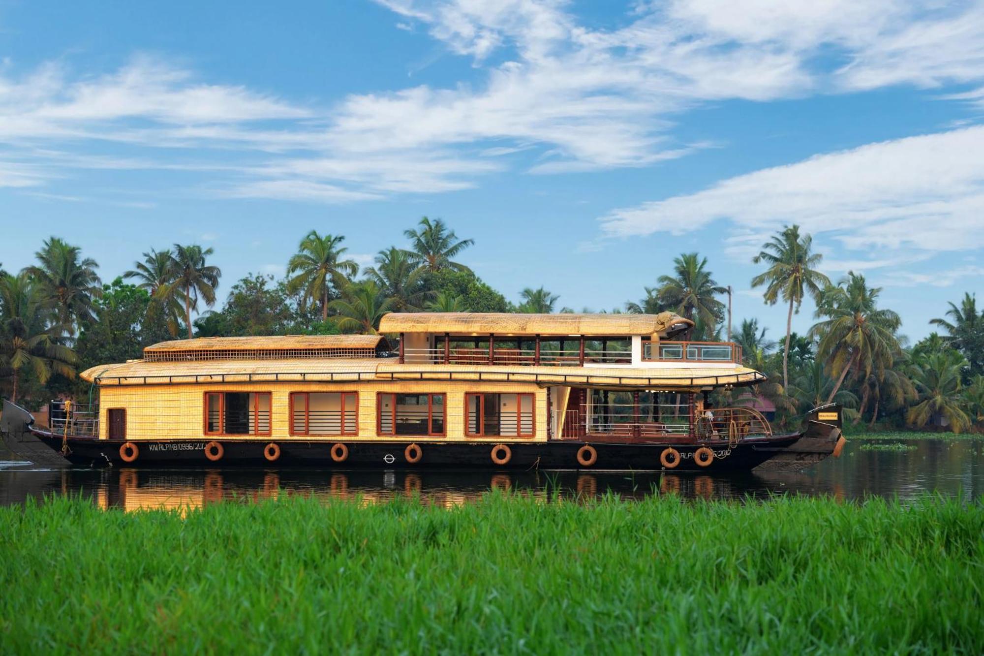 Indraprasthamlakecruise Alappuzha Buitenkant foto